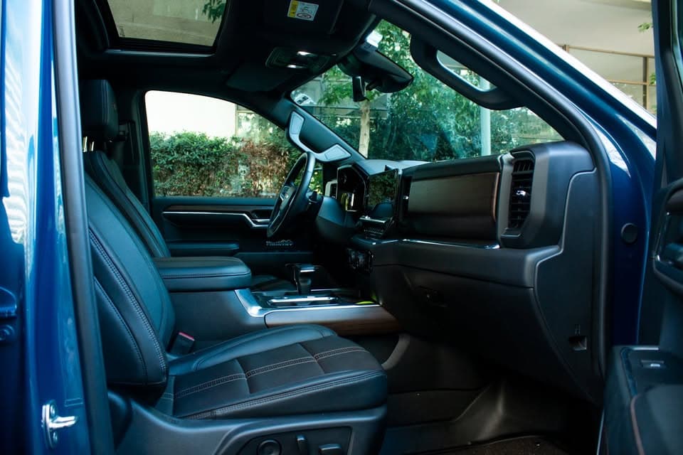 Chevrolet Silverado - miniatura 12