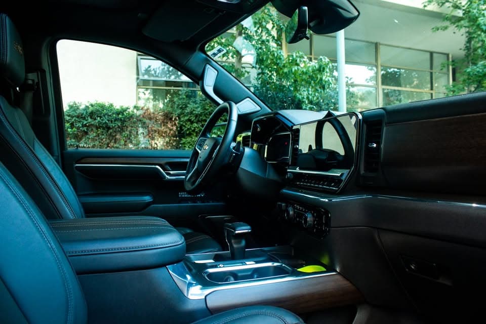 Chevrolet Silverado - miniatura 16