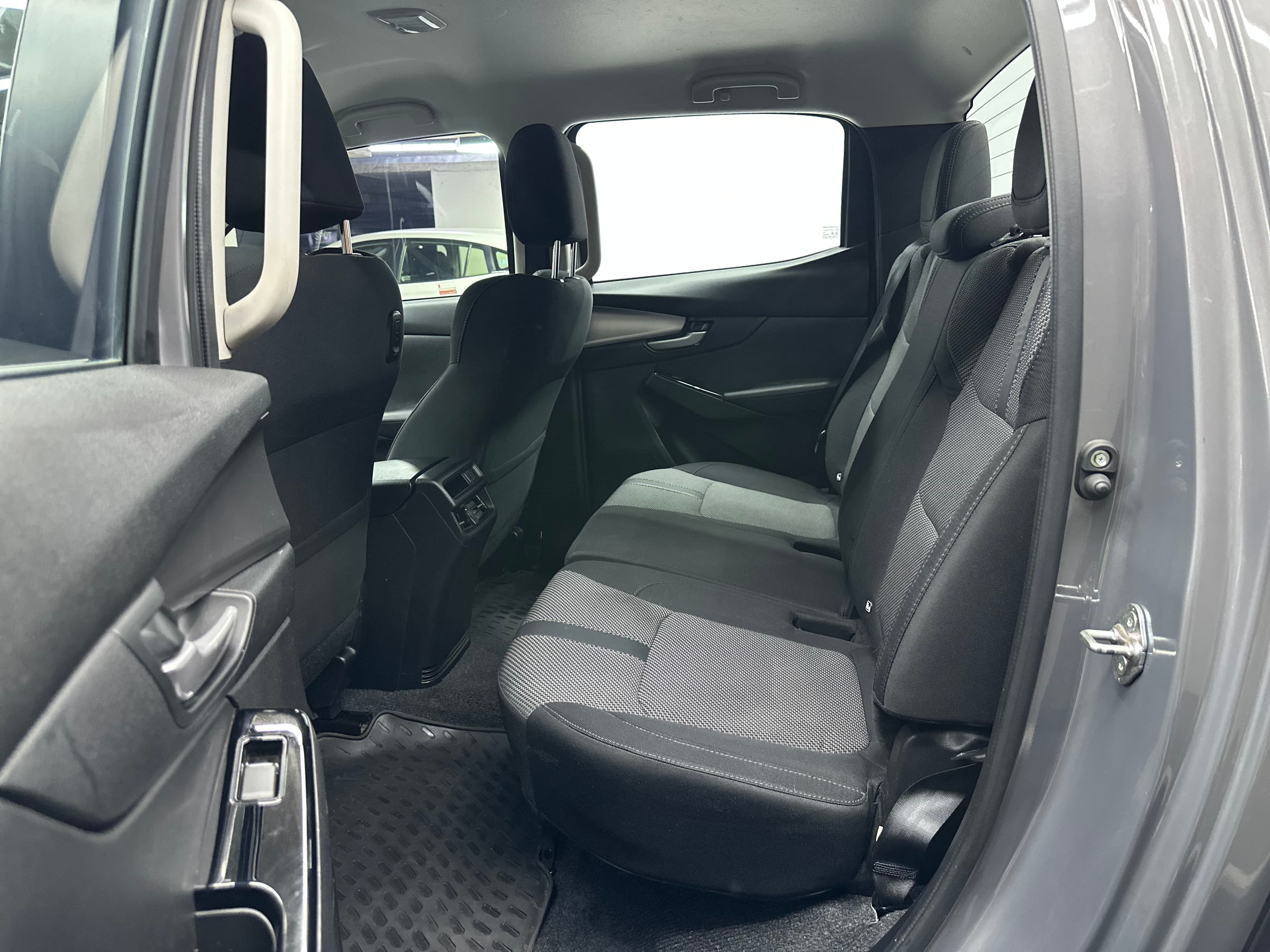 Mazda Bt-50 - miniatura 11