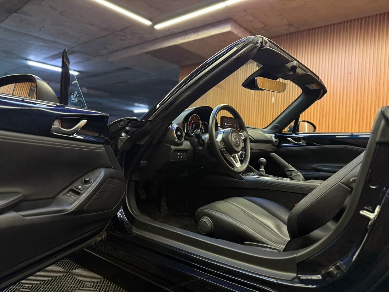 Mazda Mx-5 - miniatura 11