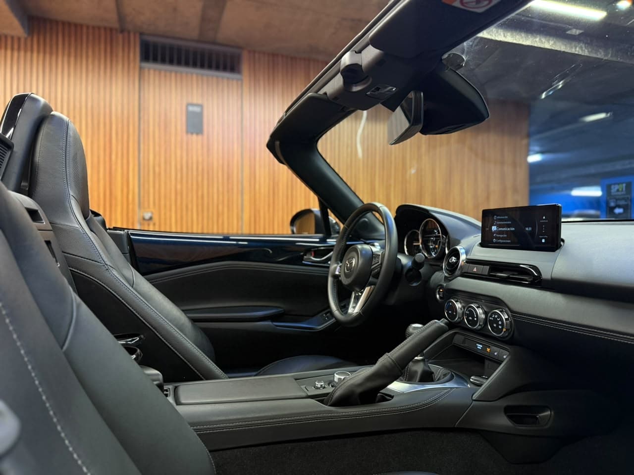 Mazda Mx-5 - miniatura 12