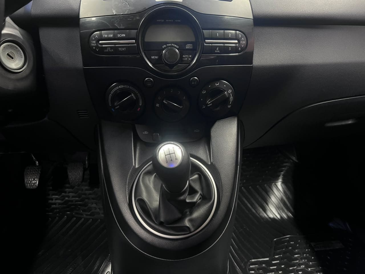 Mazda 2 sport - miniatura 9